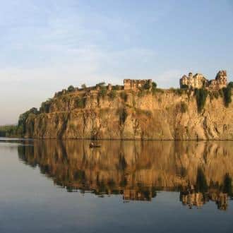 Stay In A Picturesque And Awe-inspiring Fort, Rawatbhata 4
